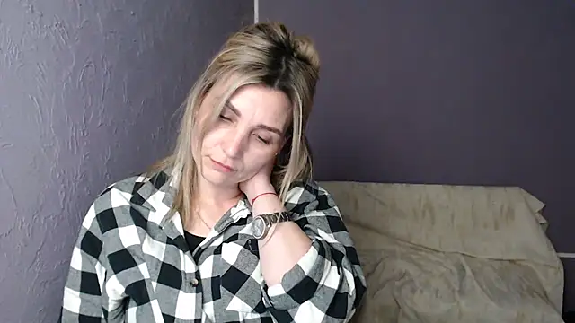 Snapshot of _sexy_lady chatting on 02.21.25 sexy lady online show from 02.21.25