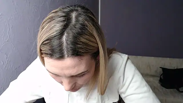 Snapshot of _sexy_lady chatting on 02.28.25 sexy lady online show from 02.28.25
