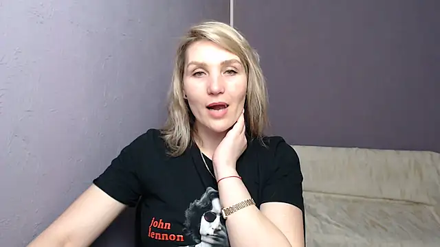 Snapshot of _sexy_lady chatting on 03.13.25 sexy lady online show from 03.13.25