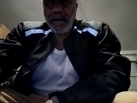 Snapshot of yasohw chatting on 01.31.25 yasohw online show from 01.31.25