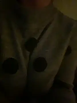 Snapshot of 69Laura696 chatting on 12.01.24 69Laura696 online show from 12.01.24