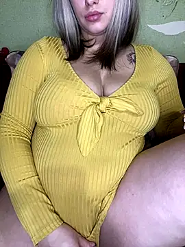 Snapshot of 69Laura696 chatting on 12.05.24 69Laura696 online show from 12.05.24