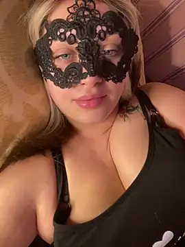 Snapshot of 69Laura696 chatting on 02.28.25 69Laura696 online show from 02.28.25