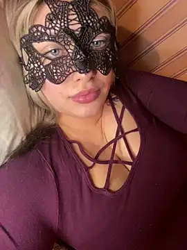 Snapshot of 69Laura696 chatting on 03.02.25 69Laura696 online show from 03.02.25