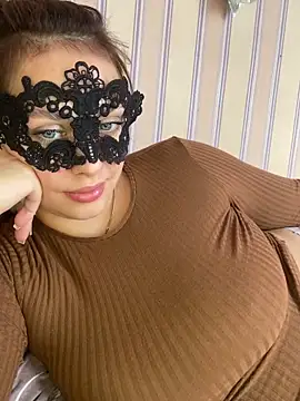 Snapshot of 69Laura696 chatting on 09.23.25 69Laura696 online show from 09.23.25