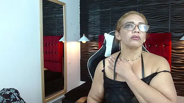 Snapshot of PervertedMature chatting on 01.09.25 PervertedMature online show from 01.09.25