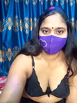 Hot Maleka online show from 02.17.25