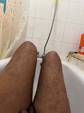 Snapshot of Rahul_sub chatting on 12.18.24 Rahul sub online show from 12.18.24