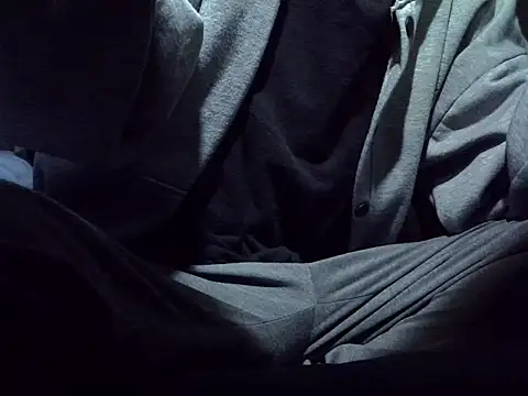 Snapshot of Ray175oo chatting on 01.28.25 Ray175oo online show from 01.28.25