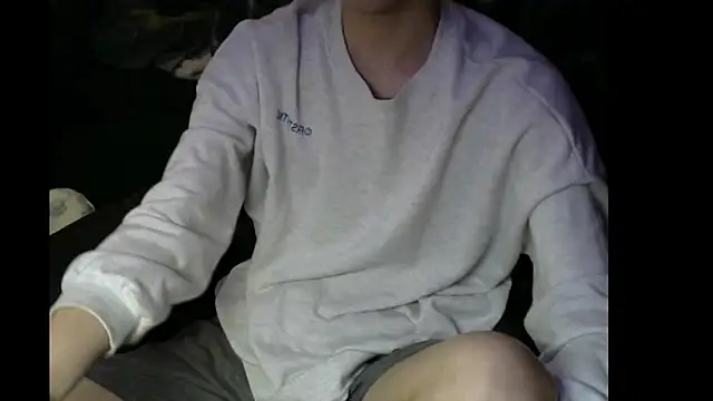 Snapshot of Ray175oo chatting on 03.05.25 Ray175oo online show from 03.05.25