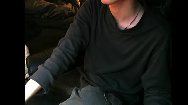 Snapshot of Ray175oo chatting on 03.21.25 Ray175oo online show from 03.21.25