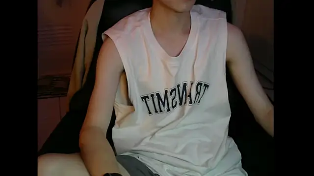 Snapshot of Ray175oo chatting on 10.24.25 Ray175oo online show from 10.24.25