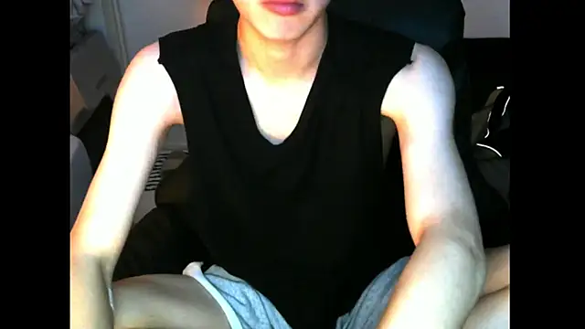 Snapshot of Ray175oo chatting on 11.03.25 Ray175oo online show from 11.03.25