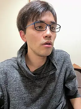 Snapshot of ryusei18570 chatting on 02.25.25 ryusei18570 online show from 02.25.25