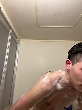 Snapshot of ryusei18570 chatting on 03.04.25 ryusei18570 online show from 03.04.25