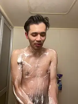 Snapshot of ryusei18570 chatting on 03.15.25 ryusei18570 online show from 03.15.25