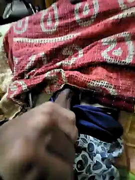 Snapshot of Ssdhaka11 chatting on 12.15.24 Ssdhaka11 online show from 12.15.24