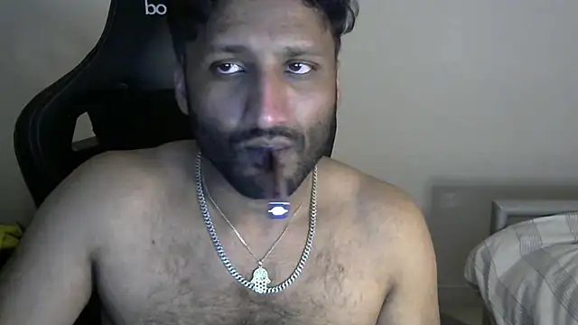 Snapshot of shadthebiguy chatting on 03.19.25 shadthebiguy online show from 03.19.25