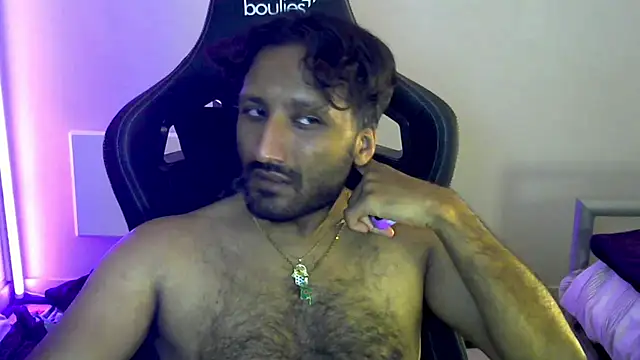 Snapshot of shadthebiguy chatting on 09.11.25 shadthebiguy online show from 09.11.25