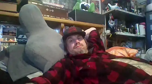 Snapshot of clitstitsandbongrips chatting on 01.08.25 clitstitsandbongrips online show from 01.08.25