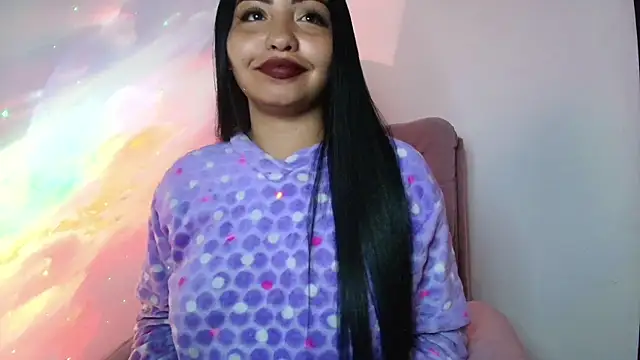 Snapshot of Dailyn_Adams chatting on 12.14.24 Dailyn Adams online show from 12.14.24