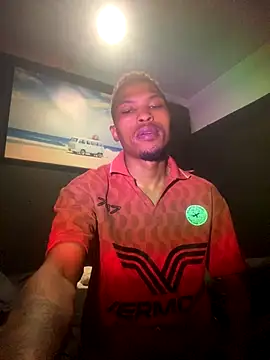 Snapshot of BlueIceCube chatting on 10.16.25 BlueIceCube online show from 10.16.25