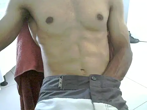 Snapshot of bbehemothh chatting on 02.20.25 bbehemothh online show from 02.20.25