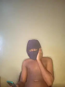 Snapshot of Mischevous_T69 chatting on 12.06.24 Mischevous T69 online show from 12.06.24