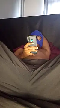 Snapshot of Mischevous_T69 chatting on 03.18.25 Mischevous T69 online show from 03.18.25