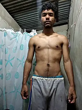 Snapshot of Reynold2608 chatting on 02.28.25 Reynold2608 online show from 02.28.25