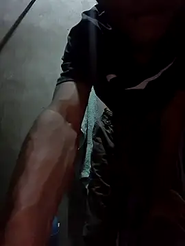 Snapshot of Reynold2608 chatting on 09.13.25 Reynold2608 online show from 09.13.25