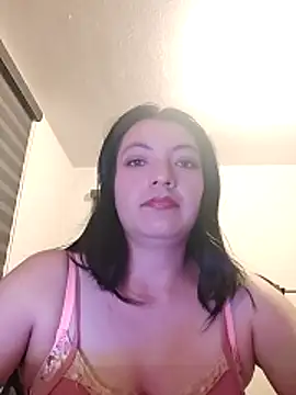 Snapshot of mao-duraznitt chatting on 12.11.24 mao-duraznitt online show from 12.11.24