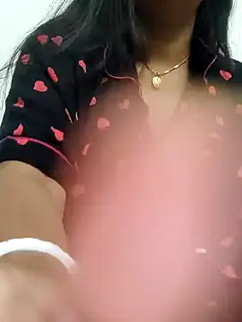 Snapshot of Priya_2222 chatting on 01.16.25 Priya 2222 online show from 01.16.25