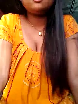 Snapshot of Priya_2222 chatting on 02.17.25 Priya 2222 online show from 02.17.25