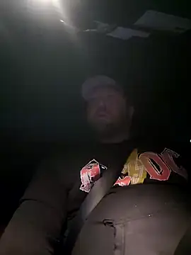 Snapshot of Strong_Bear89 chatting on 01.14.25 Strong Bear89 online show from 01.14.25