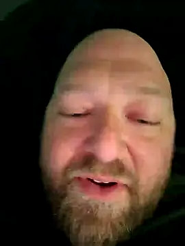 Snapshot of Strong_Bear89 chatting on 01.24.25 Strong Bear89 online show from 01.24.25