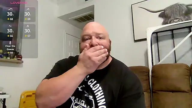 Snapshot of Strong_Bear89 chatting on 03.07.25 Strong Bear89 online show from 03.07.25