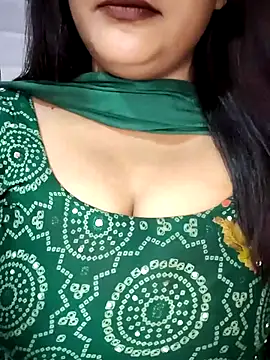 Snapshot of cutepragya2 chatting on 10.16.25 cutepragya2 online show from 10.16.25
