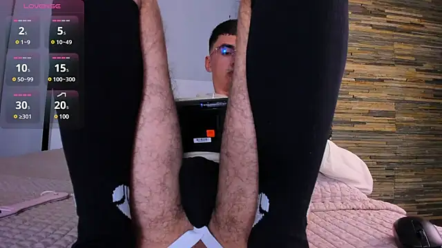 Snapshot of Aaron_Tate chatting on 02.23.25 Aaron Tate online show from 02.23.25