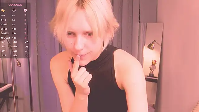 Snapshot of edward_holy chatting on 12.14.24 edward holy online show from 12.14.24