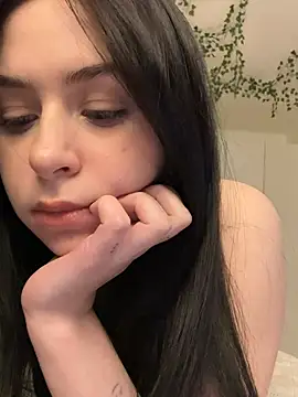 Snapshot of _SweetCandyy chatting on 02.28.25  SweetCandyy online show from 02.28.25