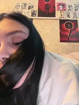 Snapshot of Pepe-pupu chatting on 01.10.25 Pepe-pupu online show from 01.10.25