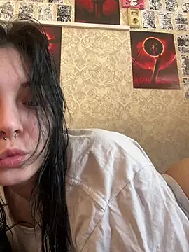 Snapshot of Pepe-pupu chatting on 03.19.25 Pepe-pupu online show from 03.19.25