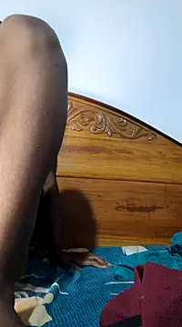 Snapshot of royaldoll-143 chatting on 12.23.24 royaldoll-143 online show from 12.23.24