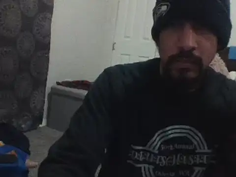 Snapshot of Curved4Pleasure chatting on 01.19.25 Curved4Pleasure online show from 01.19.25