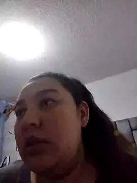 cutiepeach online show from 12.28.24