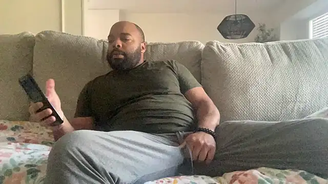 Snapshot of Bbcfun44 chatting on 02.16.25 Bbcfun44 online show from 02.16.25