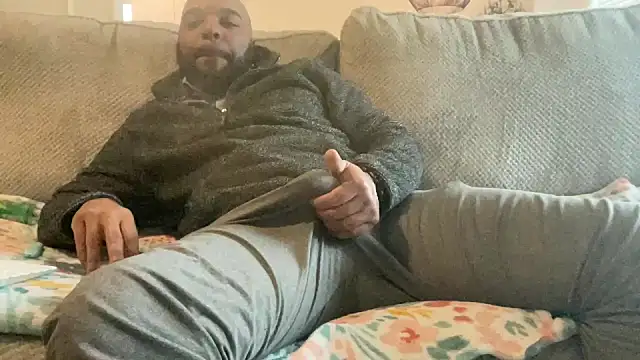 Snapshot of Bbcfun44 chatting on 02.19.25 Bbcfun44 online show from 02.19.25