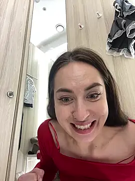 Snapshot of Holly_Play chatting on 12.13.24 Holly Play online show from 12.13.24