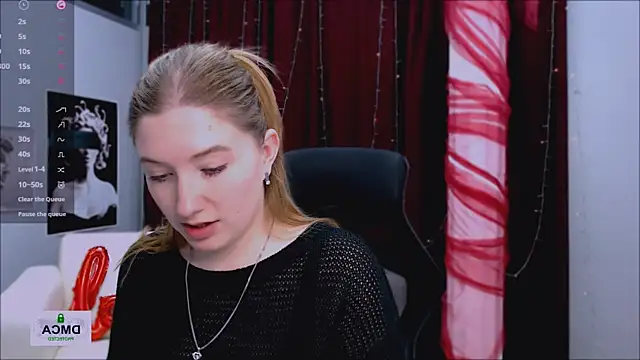 Snapshot of daisy_candy chatting on 03.21.25 daisy candy online show from 03.21.25